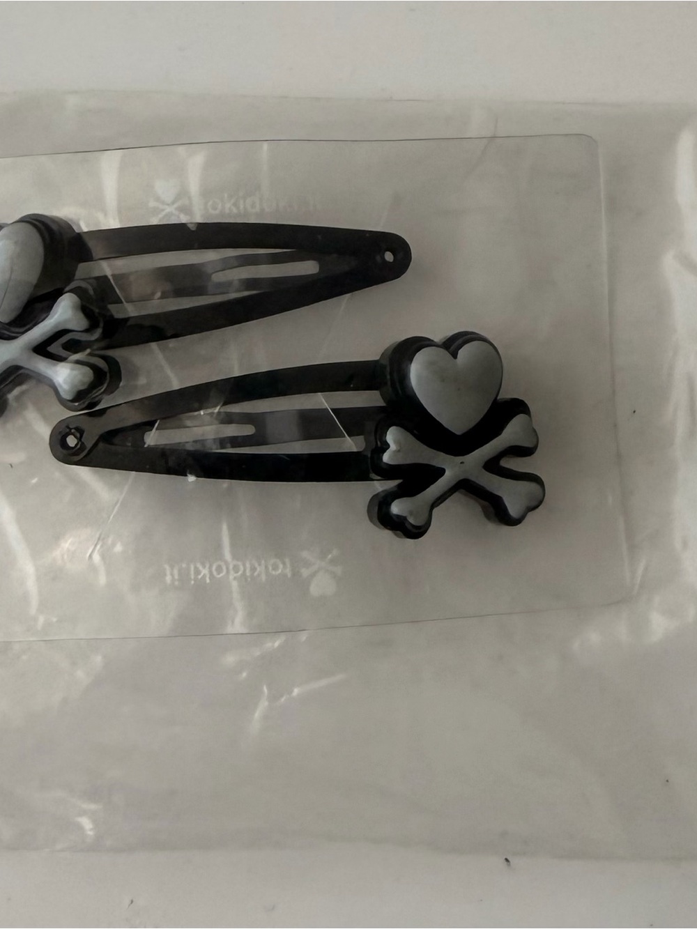 tokidoki Heart & Crossbones Snap Hair Clips